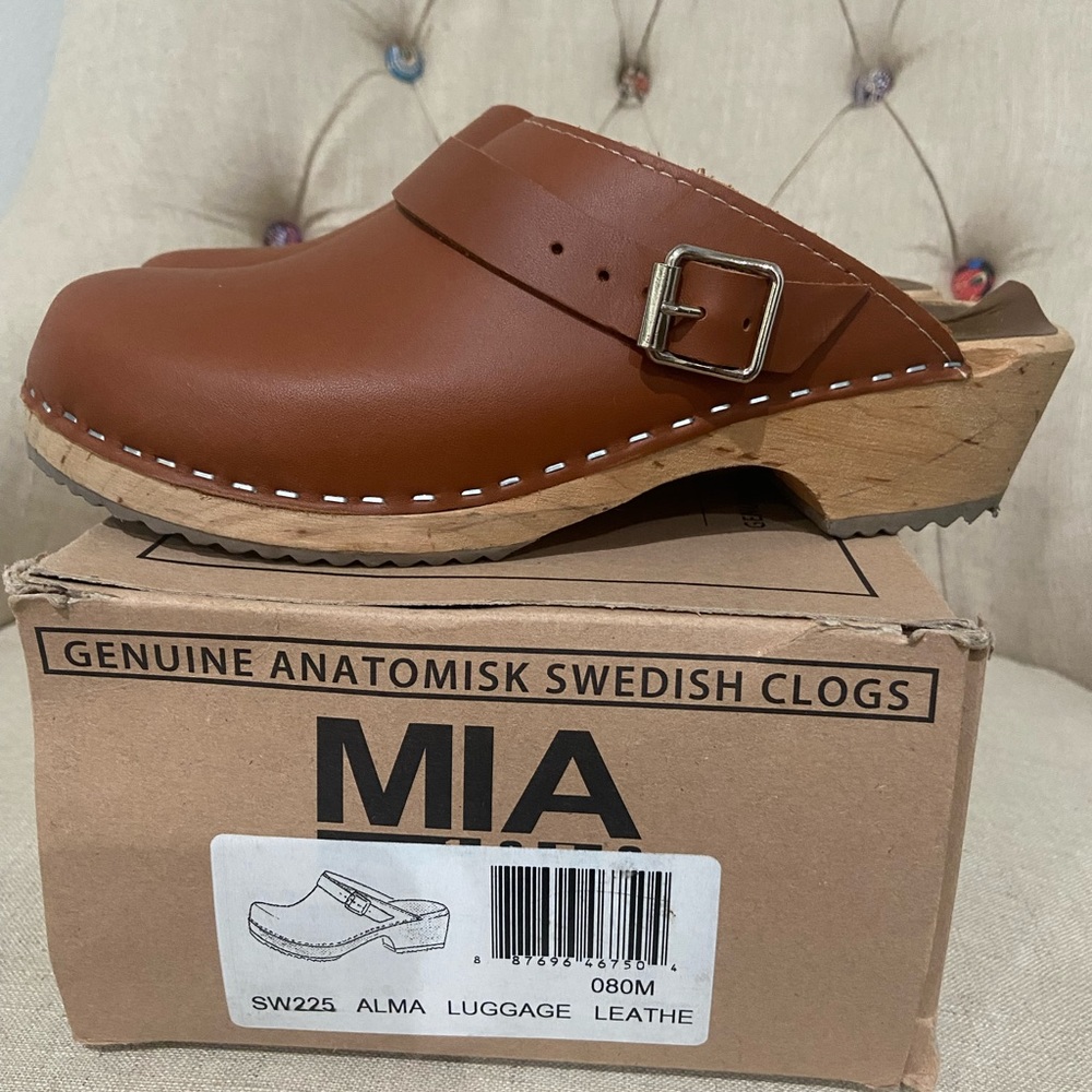 MIA Alma Clogs